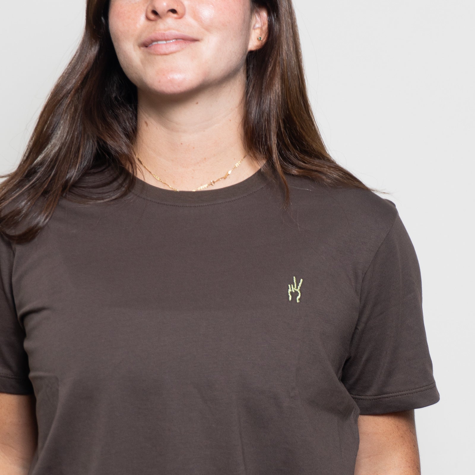 Camiseta "Icono" Pachas Chocolate