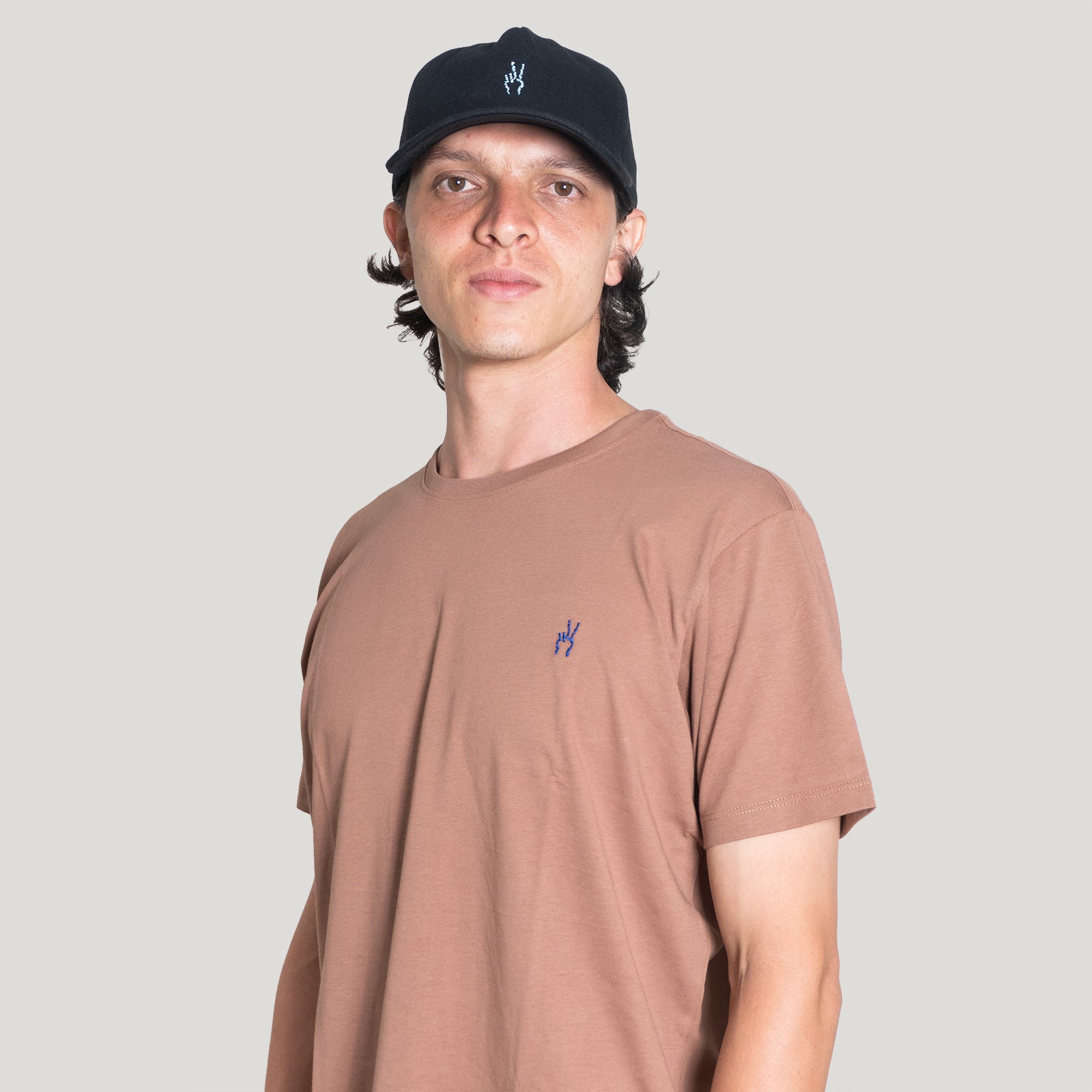 Gorra "Icono" Pachas Negra con destapador