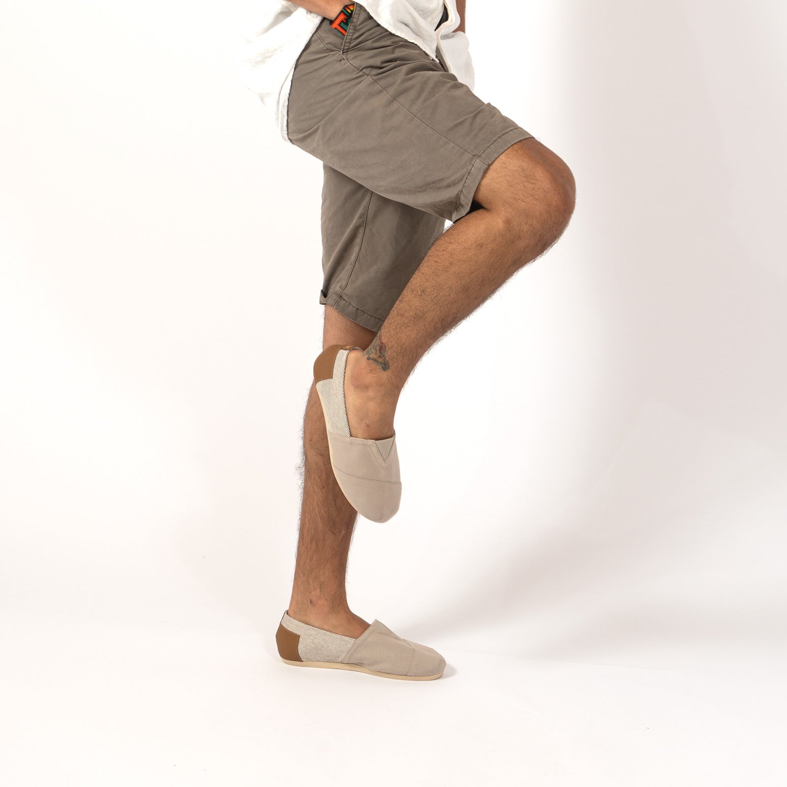 Pachas Beige / Brown Patch