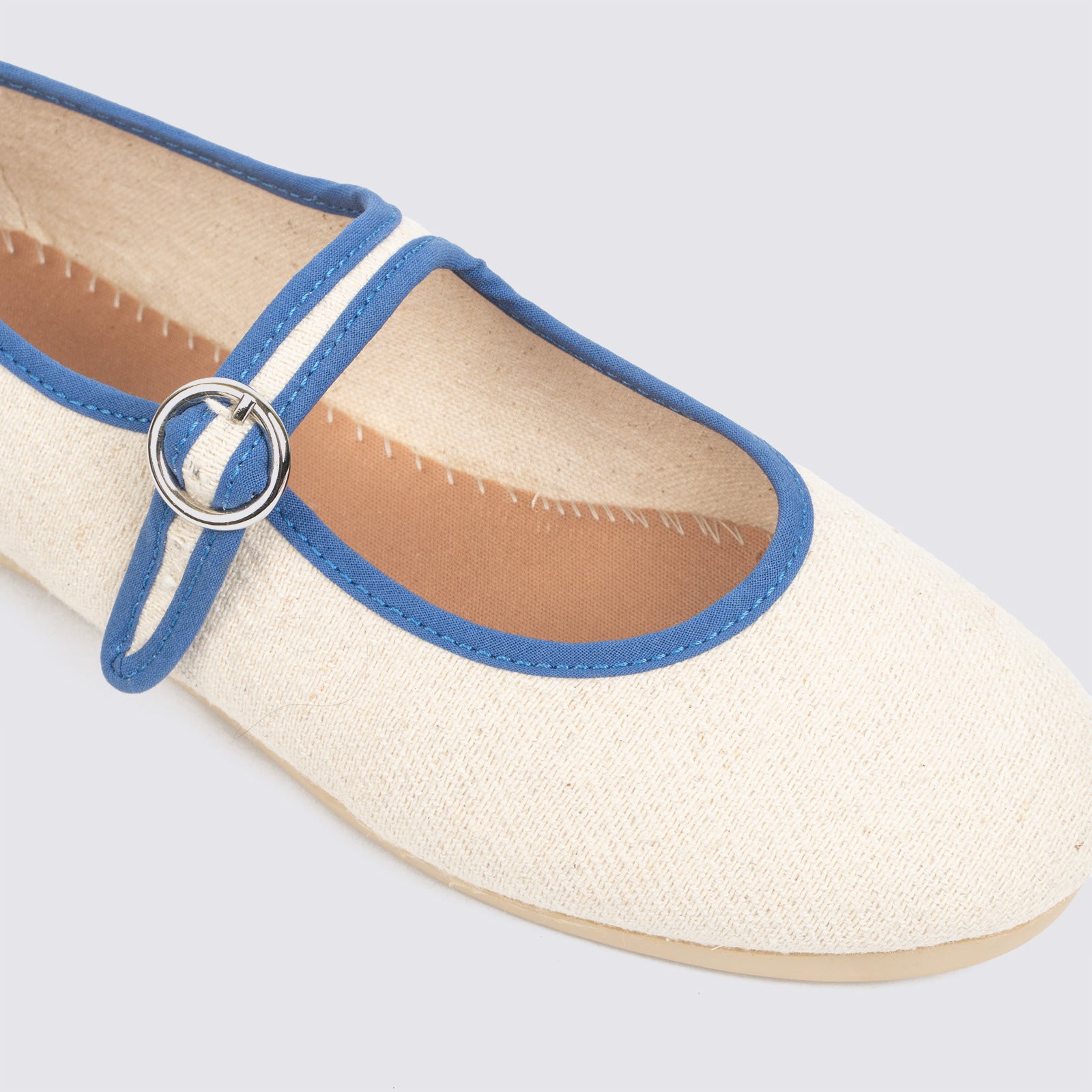 Bailarinas "Tell your friends you <3 them"