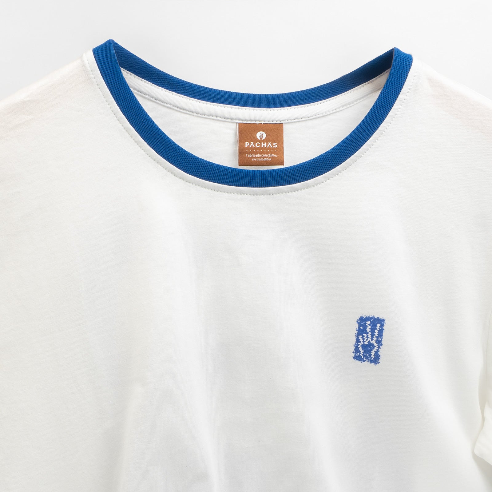 Camiseta "Tell your friends you <3 them"