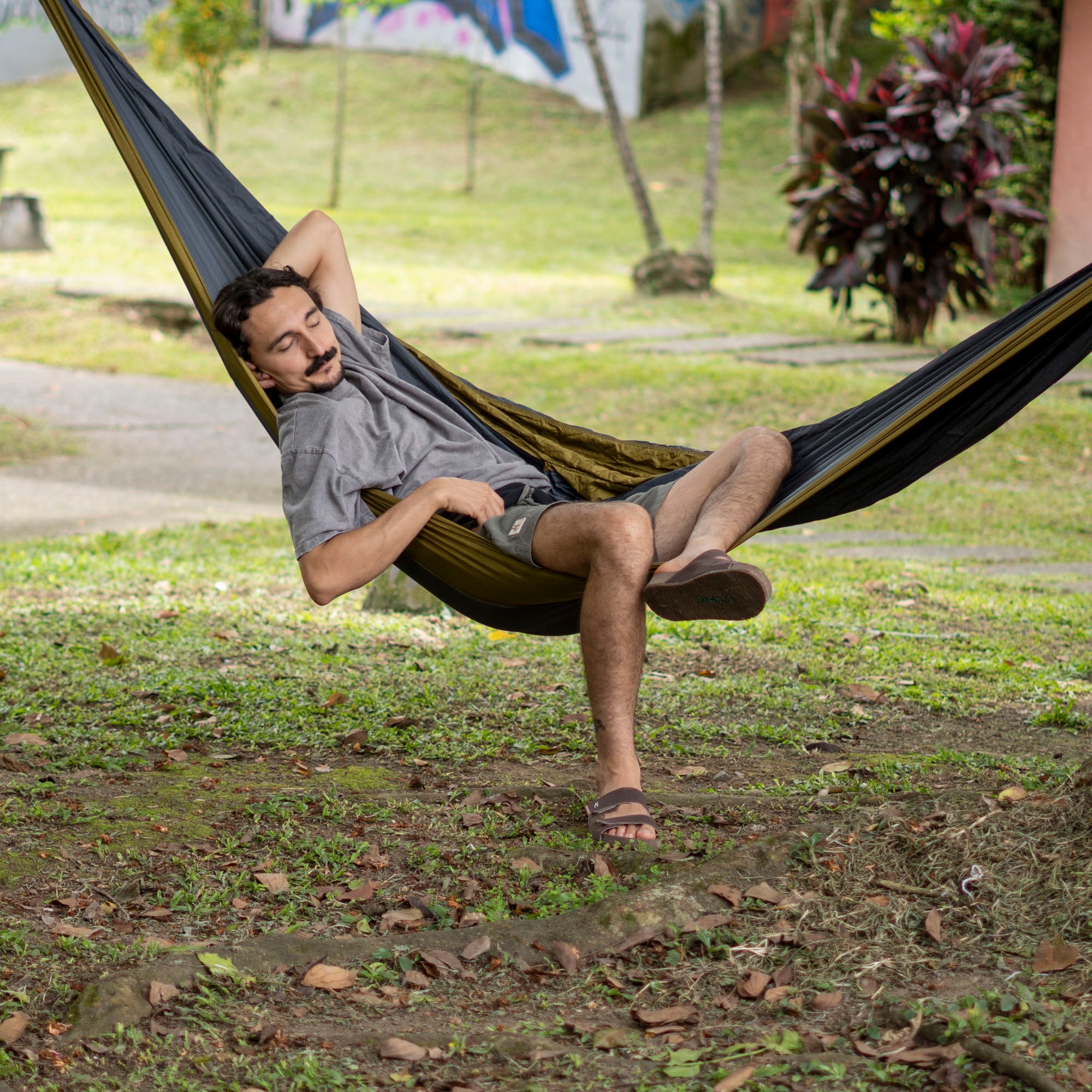 Sandalias "Sin Regla" Cafe