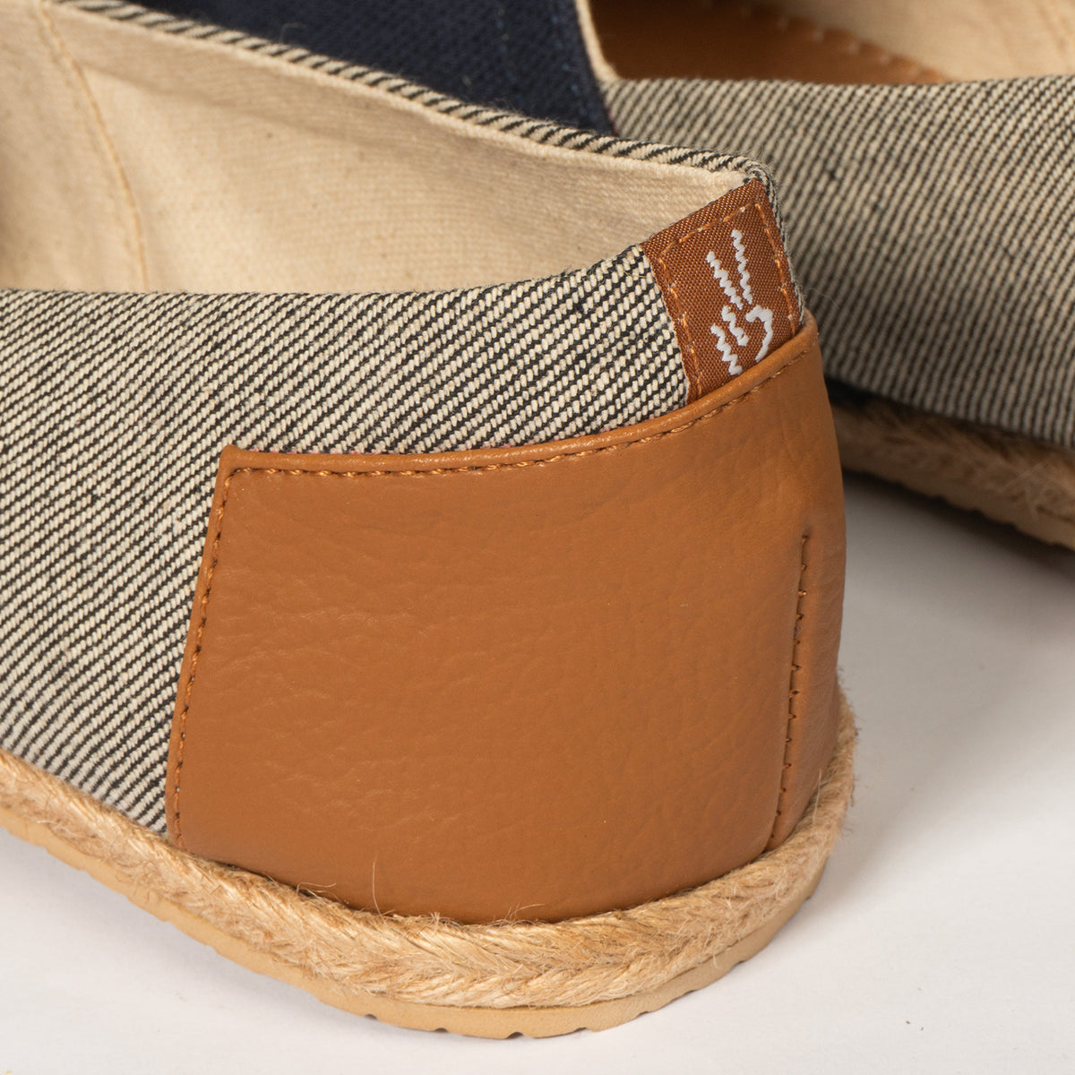 Pachas Blue / Brown Patch