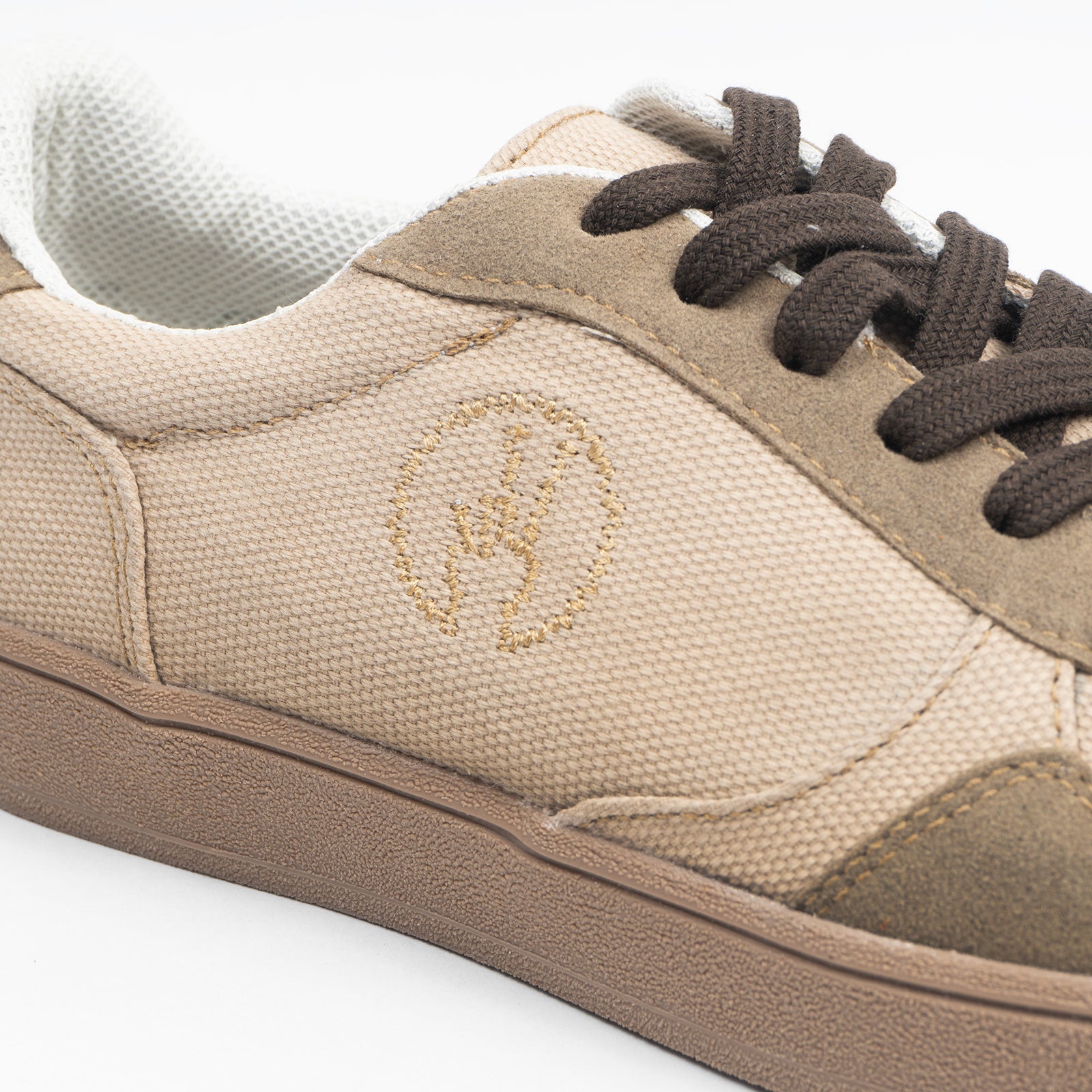 Tenis "Sin Regla" Camel