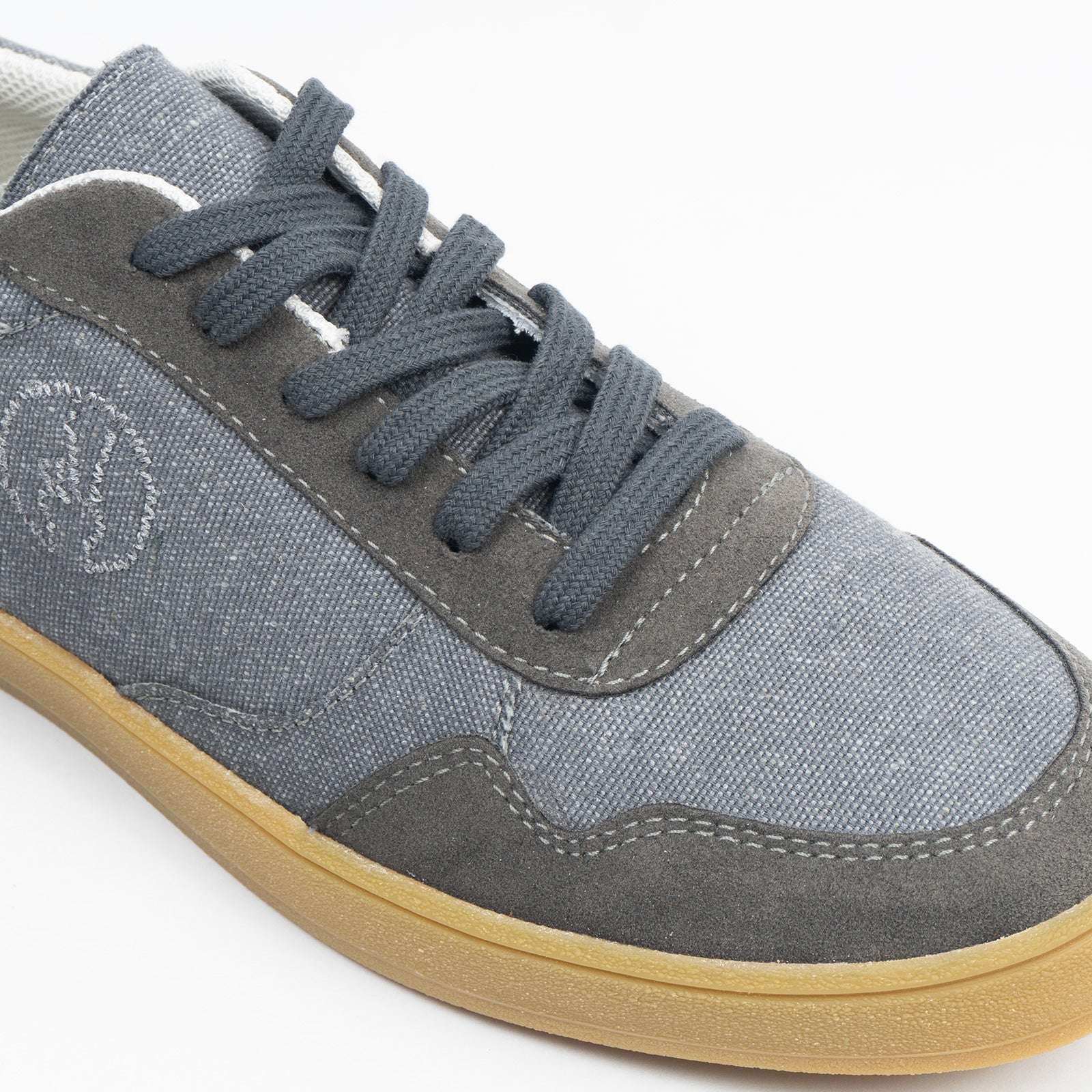 Tenis "Sin Regla" Gris